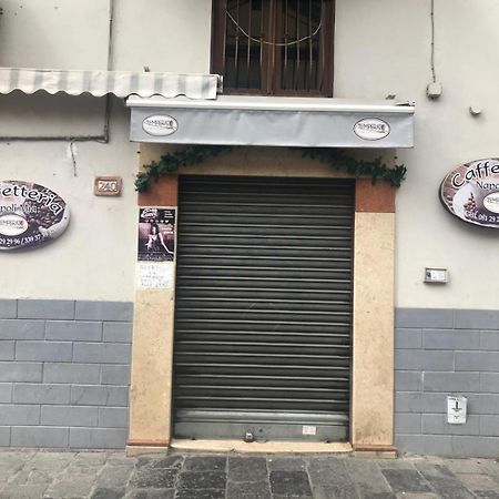 Regy Acomodação com café da manhã Nápoles Exterior foto