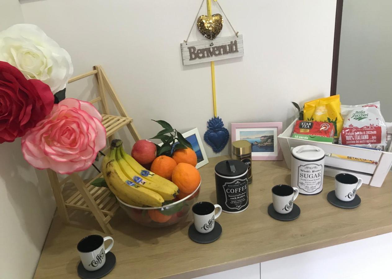 Regy Acomodação com café da manhã Nápoles Exterior foto