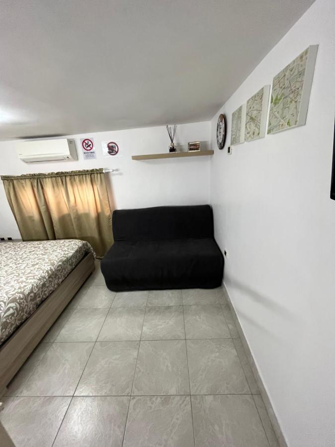 Regy Acomodação com café da manhã Nápoles Exterior foto