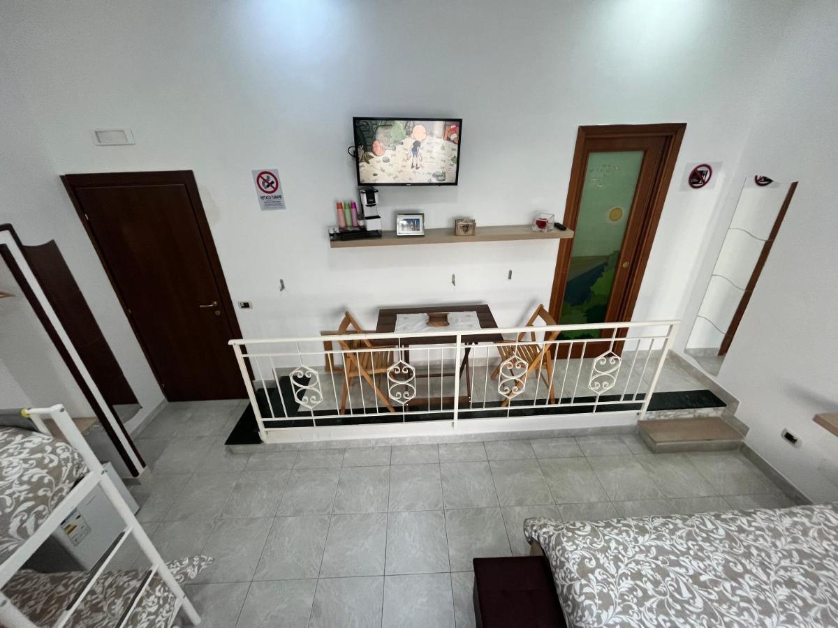Regy Acomodação com café da manhã Nápoles Exterior foto